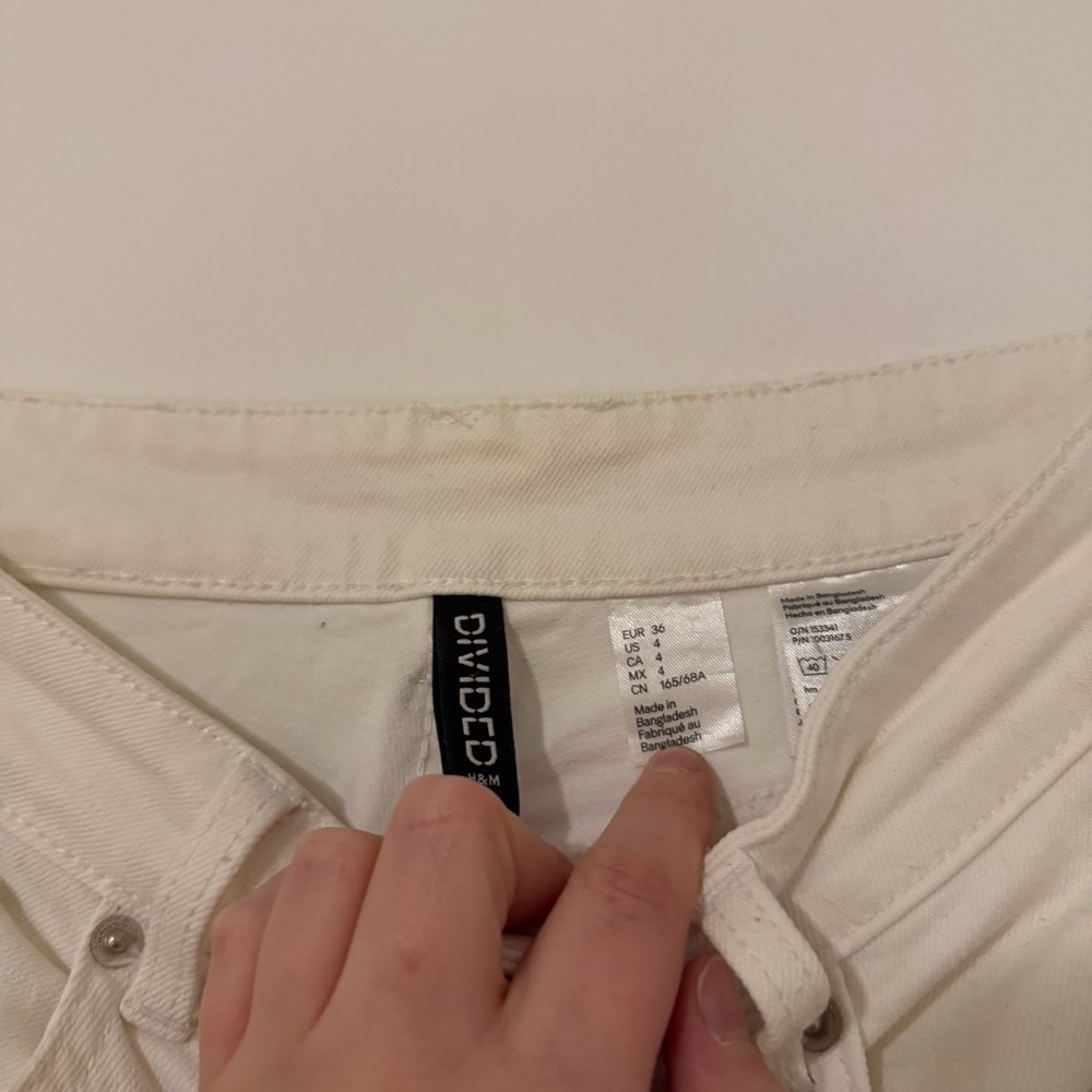 White Jeans - Picture 3 of 4